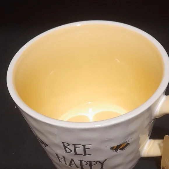 Bee Happy designed in England harvest Green studio mug - Picture 8 of 8